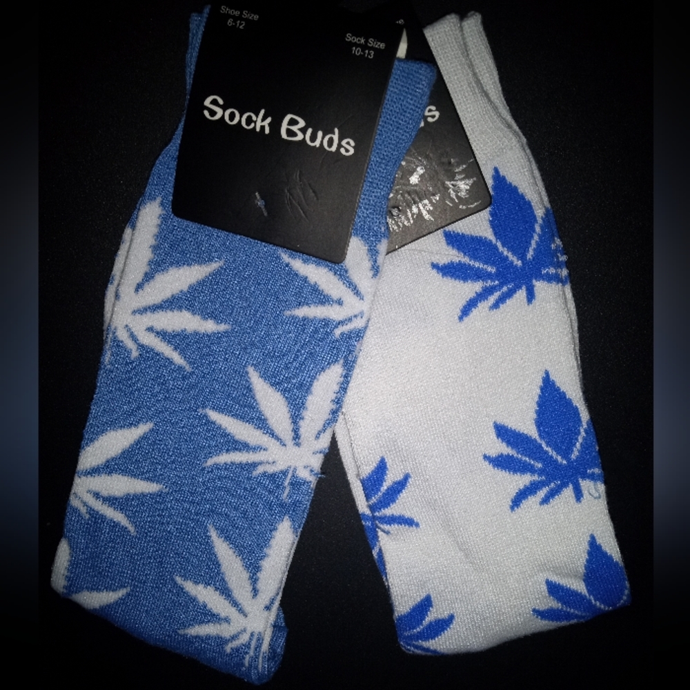 2 Bud Socks
